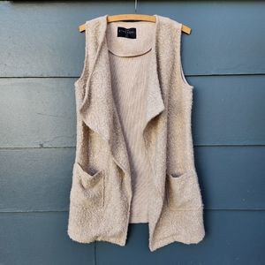 Ethereal Los Angeles Cream Textured Open Front Vest - Size Small